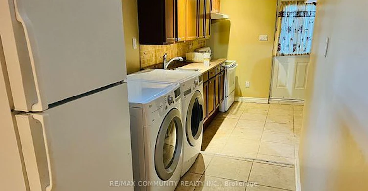 Bsmt-136 Prohill Street, Pickering, ON, L1V 2G8 - 4