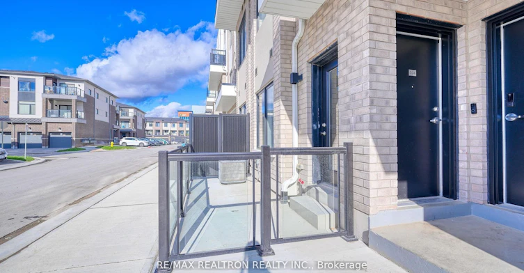 324-1695 Dersan Street, Pickering, ON, L1X 0S9 - 5