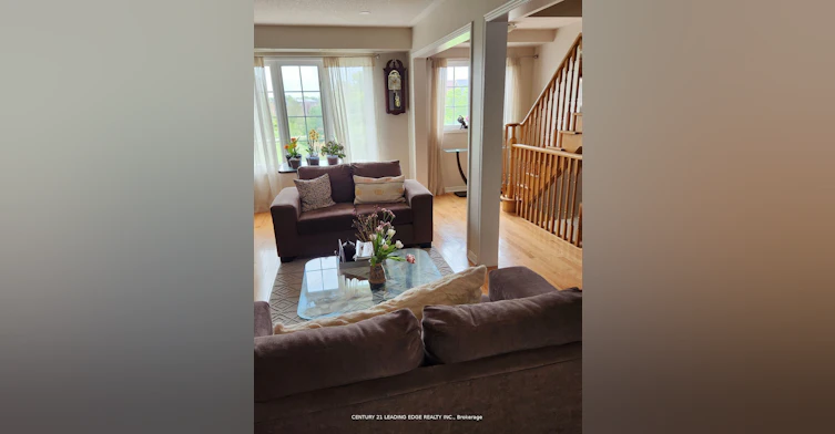 21 Oates Drive, Toronto, ON, M1L 0A9 - 6