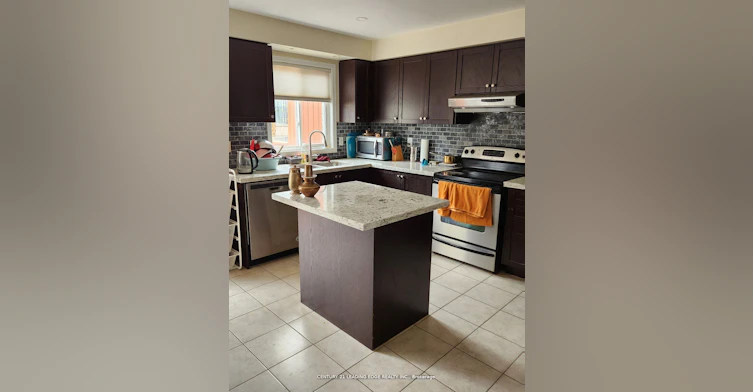 21 Oates Drive, Toronto, ON, M1L 0A9 - 8