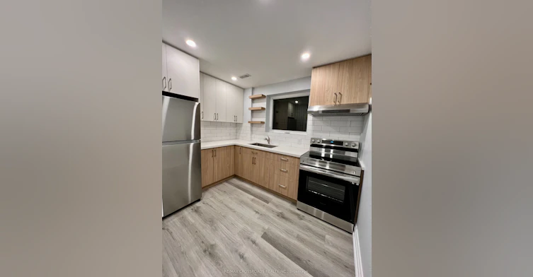 2-25 Glenside Avenue, Toronto, ON, M4L 2T6 - 7