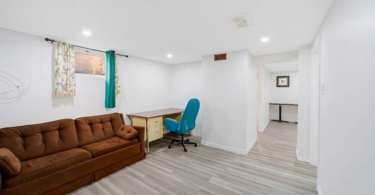 Bsmt-93 Mountland Drive, Toronto, ON, M1G 2P2 - 2