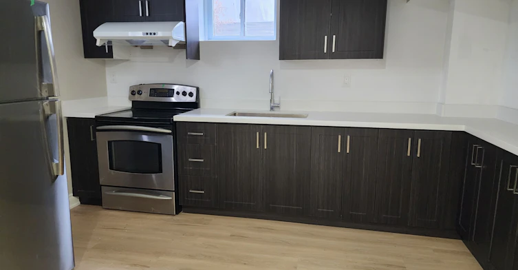 64 Mill Street, Ajax, ON, L1S 6K6 - 8