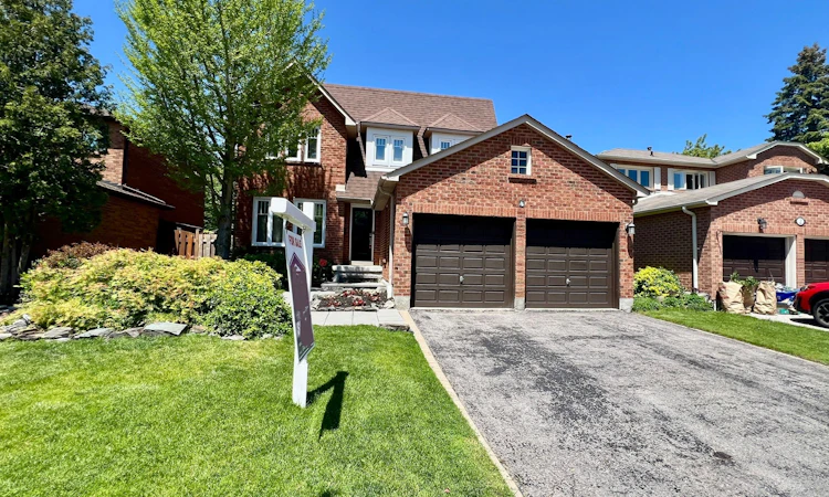 4 Silverbirch Place