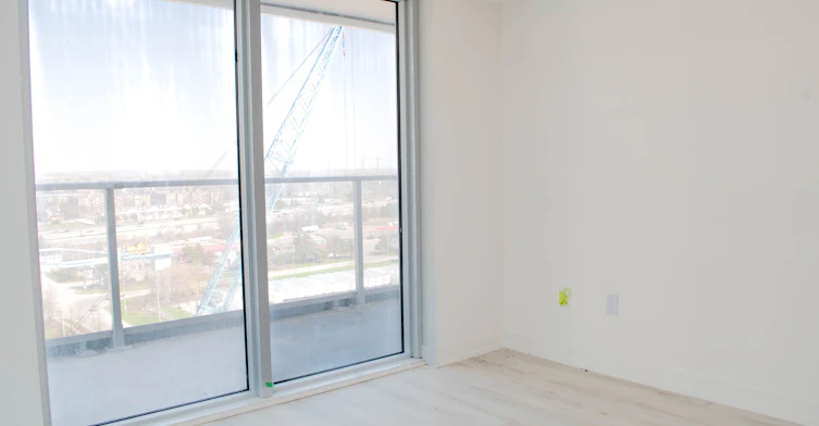 1311-1010 Sandy Beach Road, Pickering, ON, L1W 3V9 - 6