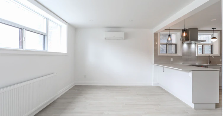1-73 Balfour Avenue, Toronto, ON, M4C 1T4 - 5