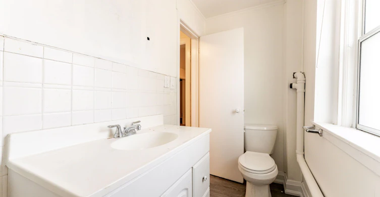 2-1610 Dundas Street W, Whitby, ON, L1P 1Y8 - 17