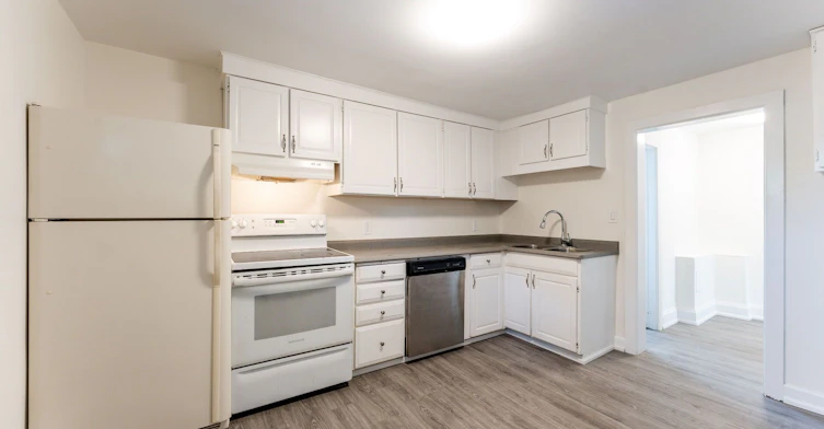 2-1610 Dundas Street W, Whitby, ON, L1P 1Y8 - 5