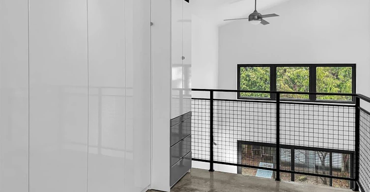 781 Craven Road, Toronto, ON, M4L 2Z7 - 11