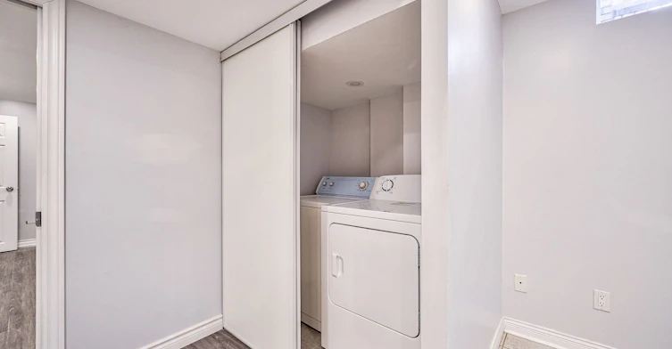 76 Highhill Drive, Toronto, ON, M1T 1N7 - 4