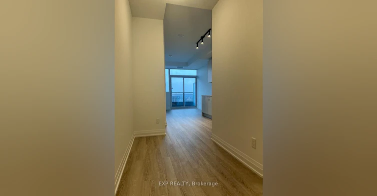 1209-286 Main Street, Toronto, ON, M4C 4X4 - 3