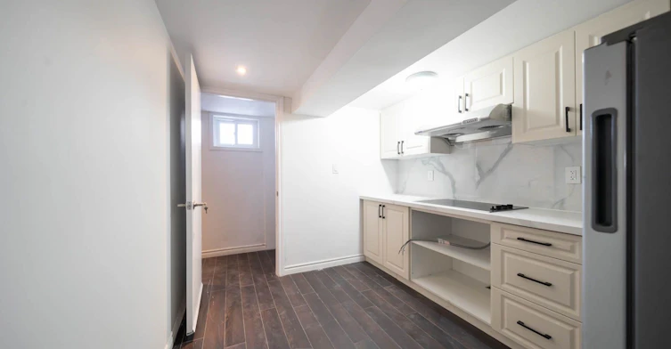Lower-46 Shrewsbury Square, Toronto, ON, M1T 1L2 - 8