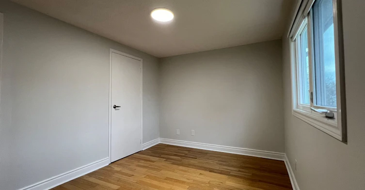 Upper-163 Ingleton Boulevard, Toronto, ON, M1V 1Z8 - 11