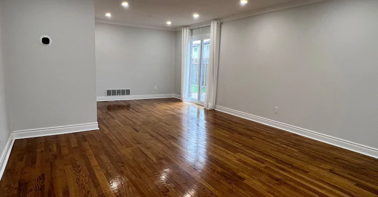 Upper-163 Ingleton Boulevard, Toronto, ON, M1V 1Z8 - 6
