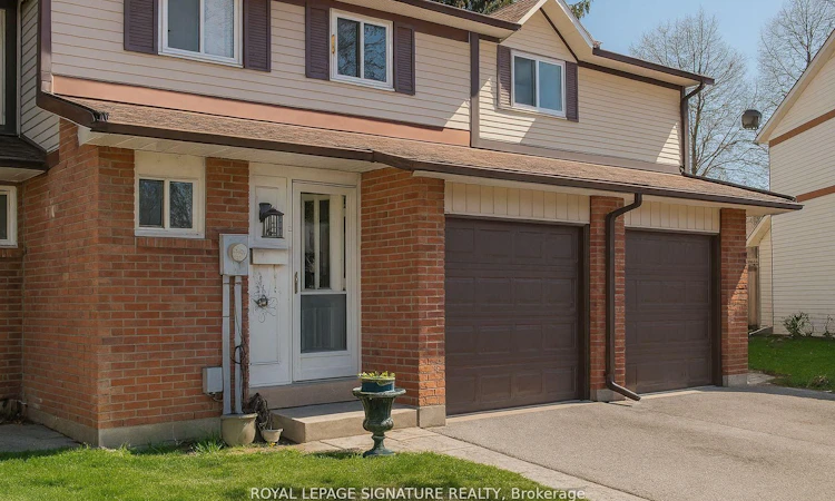 44 Parker Crescent