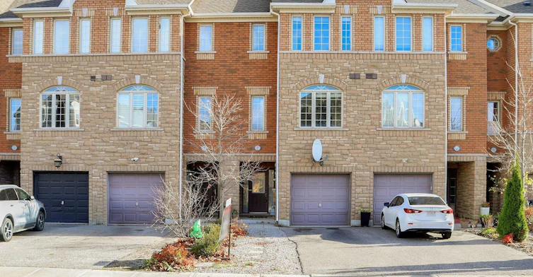 7 Pidgeon Street, Toronto, ON, M1L 0C7 - 3