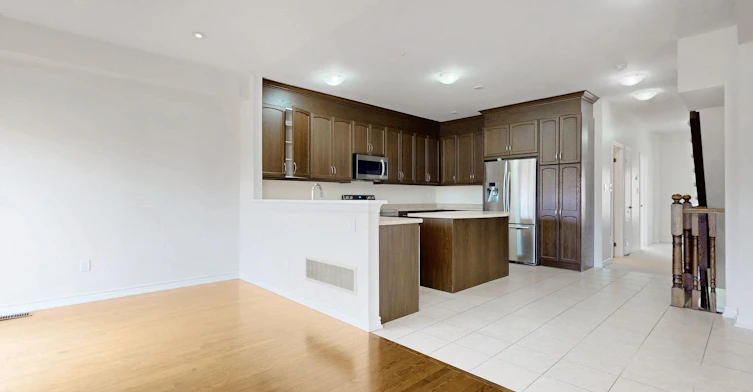 7 Pidgeon Street, Toronto, ON, M1L 0C7 - 8