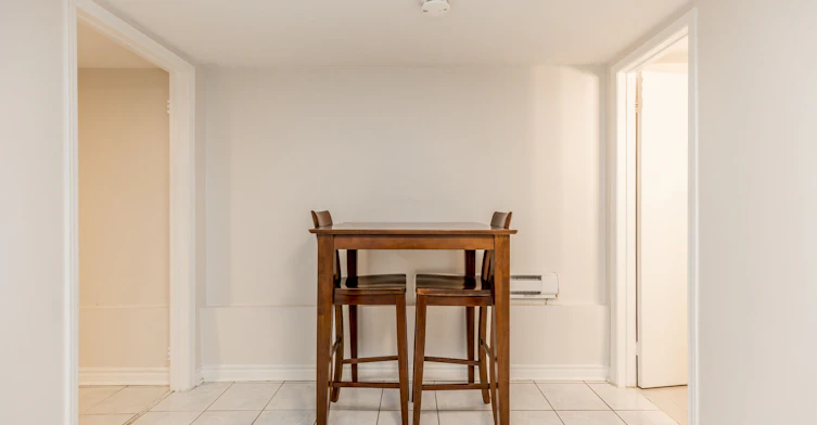 Lower-80 Rushbrooke Avenue, Toronto, ON, M4M 3A9 - 8