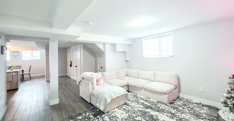 Lower-218 Celina Street, Oshawa, ON, L1H 4N6 - 8