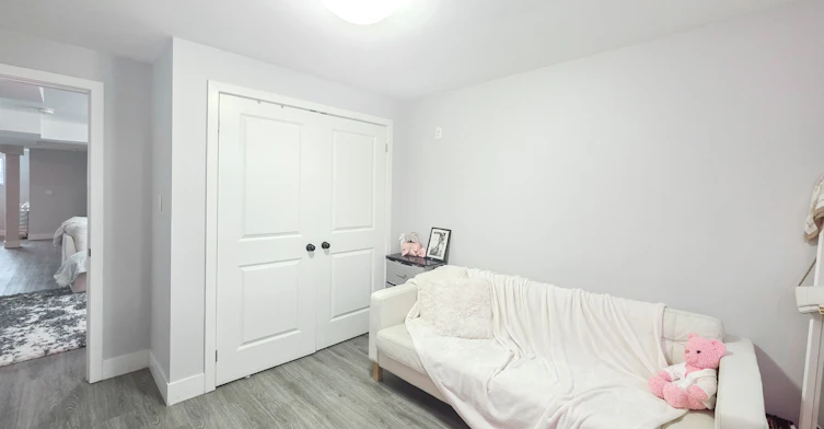 Lower-218 Celina Street, Oshawa, ON, L1H 4N6 - 14