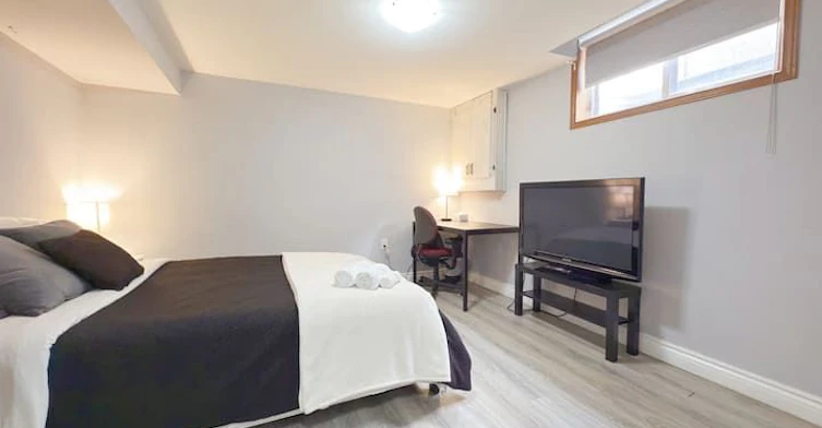 Basement-81 United Square, Toronto, ON, M1B 2B9 - 13