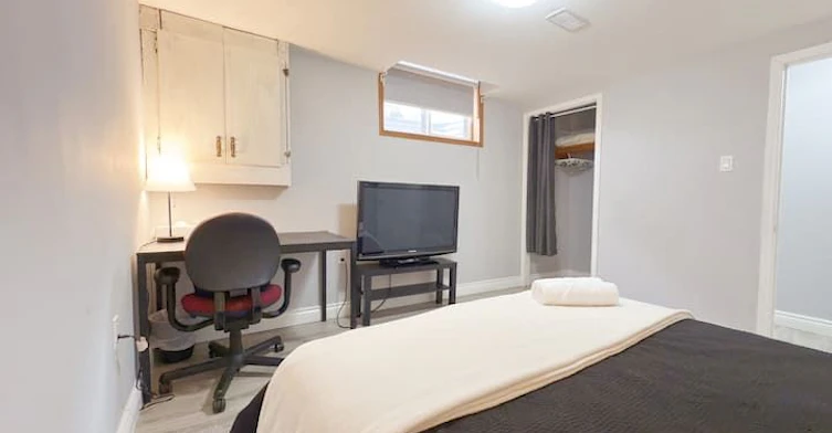 Basement-81 United Square, Toronto, ON, M1B 2B9 - 11