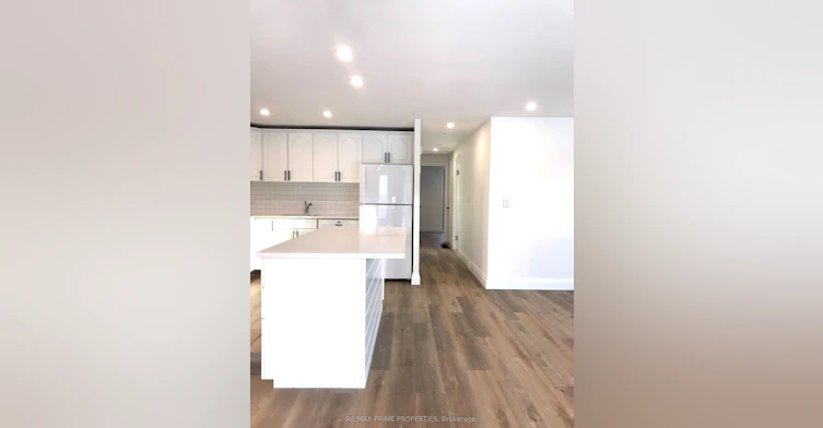 Main Floor-697 Downview Crescent, Oshawa, ON, L1H 7W4 - 2