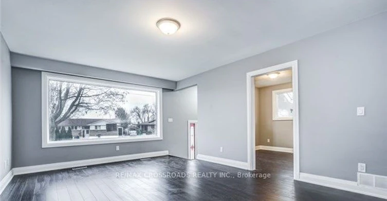 Main Floor-133 Labrador Drive, Oshawa, ON, L1H 7E4 - 5