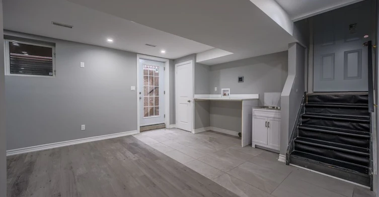 (Lower)-2111 Lynn Heights Drive, Pickering, ON, L1X 2S1 - 5