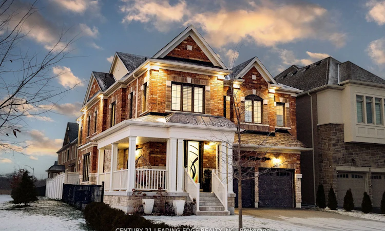 34 Huggins Drive