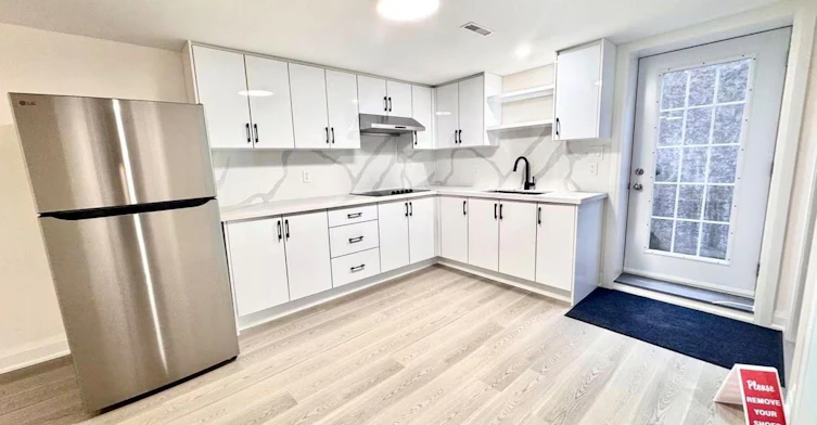 Lower-343 Chester Le Boulevard, Toronto, ON, M1W 2K8