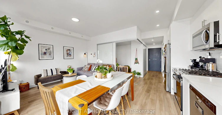 TH 2-1459 O'connor Drive, Toronto, ON, M4B 2V5 - 2