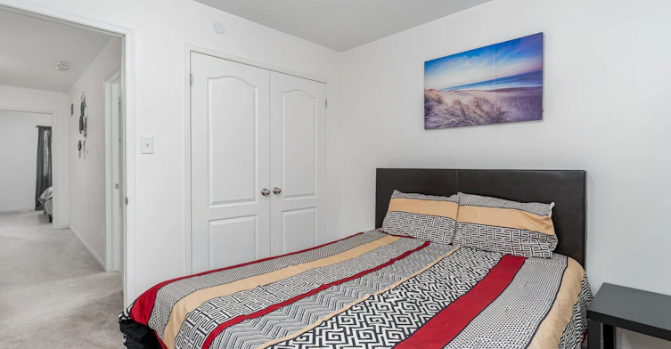 Room-2757 Deputy Minister Path, Oshawa, ON, L1L 0M7 - 28