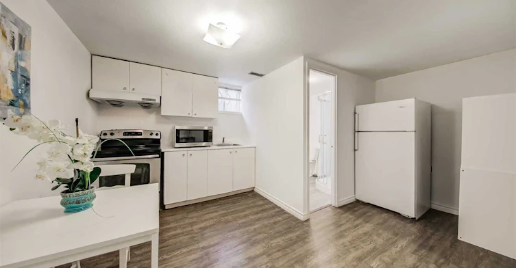 Lower-2 Crayford Drive, Toronto, ON, M1W 3B6 - 3