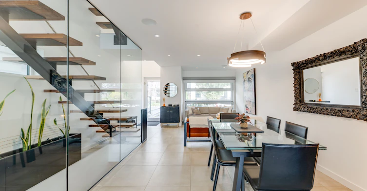 81 Dagmar Avenue, Toronto, ON, M4M 1V9 - 9