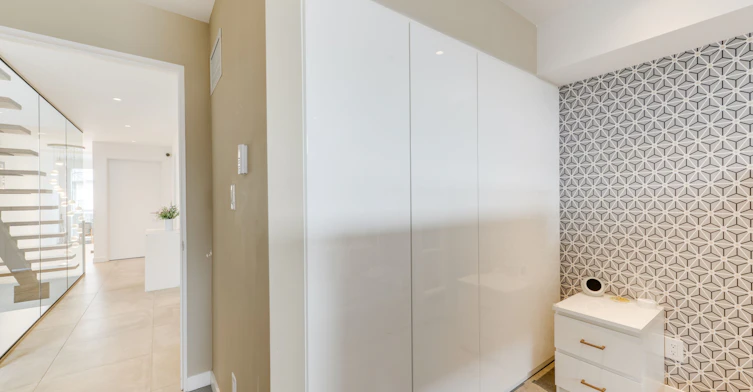 81 Dagmar Avenue, Toronto, ON, M4M 1V9 - 25