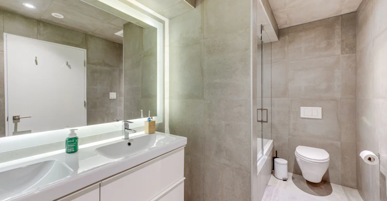 81 Dagmar Avenue, Toronto, ON, M4M 1V9 - 27