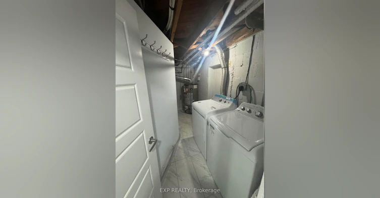 BSMT-148 Cosburn Avenue S, Toronto, ON, M4J 2L7 - 10