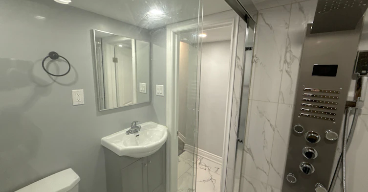 Lower-11 Northern Breeze Crescent, Whitby, ON, L1R 0P4 - 12