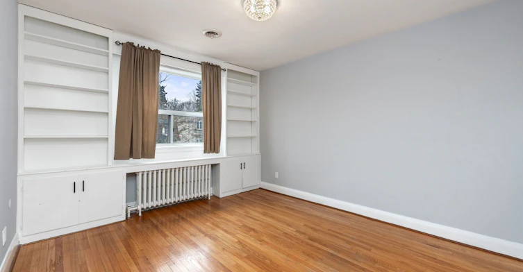 51 Denvale Road, Toronto, ON, M4B 3B3 - 17