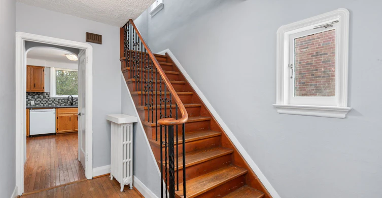 51 Denvale Road, Toronto, ON, M4B 3B3 - 15
