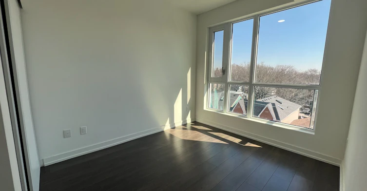 536-150 Logan Avenue, Toronto, ON, M4M 0E4 - 7