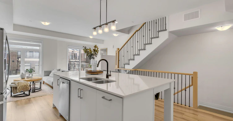 225-755 Omega Drive, Pickering, ON, L1V 0H1 - 13
