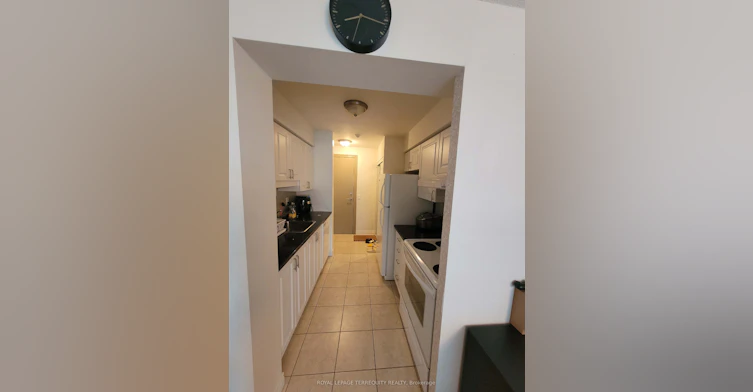 1106-70 Town Centre Court, Toronto, ON, M1P 0B2 - 4