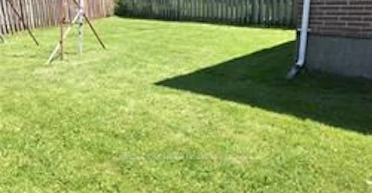 97 Tourmaline Drive, Toronto, ON, M1T 1X1 - 8