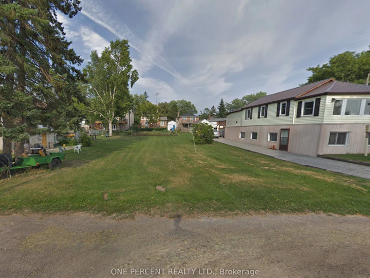 809 St. Martins Drive, Pickering, ON, L1W 1N1 - 3