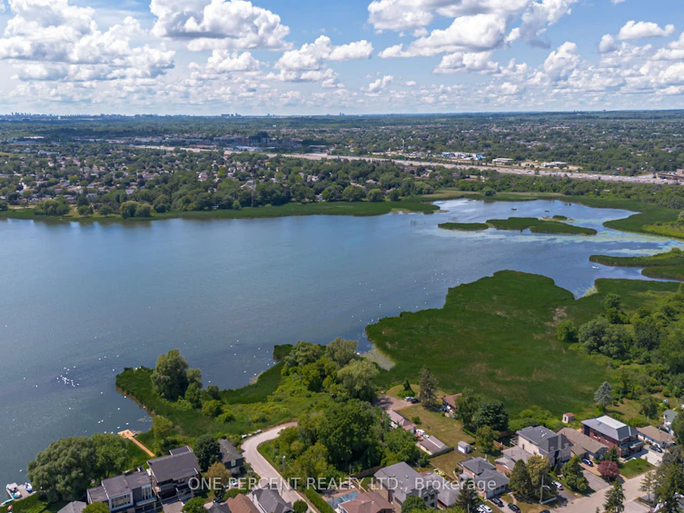 805 St. Martins Drive, Pickering, ON, L1W 1N1 - 13