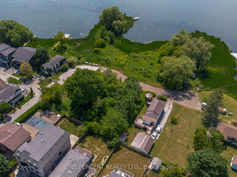 805 St. Martins Drive, Pickering, ON, L1W 1N1 - 8