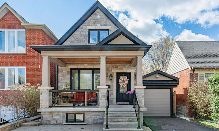 239 Torrens Avenue