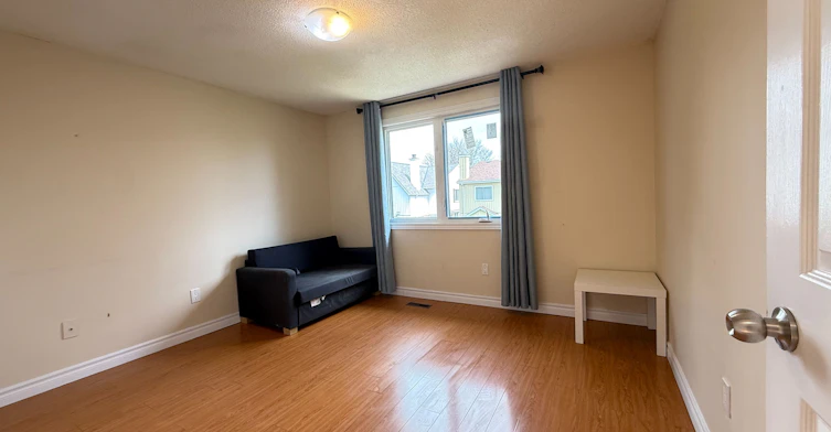 17 Wintermute Boulevard, Toronto, ON, M1W 3M6 - 16